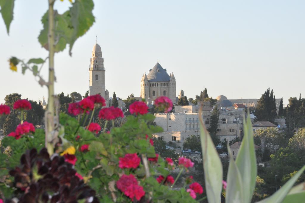 Cozy Garden Apartment Jerusalem Exterior photo